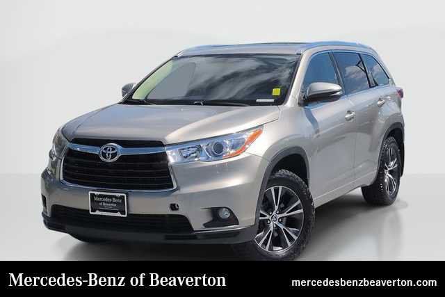 Used 2016 Toyota Highlander XLE AWD/4WD image 1