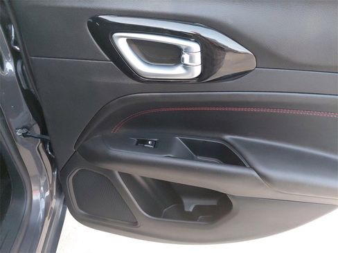 Used 2024 Jeep Compass Trailhawk w/ Trailhawk Convenience Group image 21