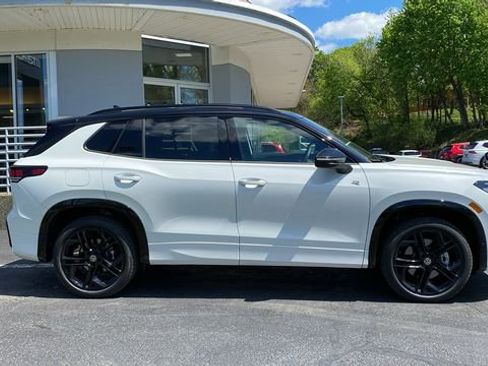 New 2026 Volkswagen Tiguan SE R-Line AWD/4WD image 4