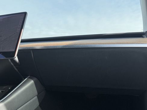 Used 2020 Tesla Model 3 Long Range image 25