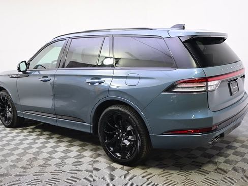 New 2026 Lincoln Aviator AWD image 3