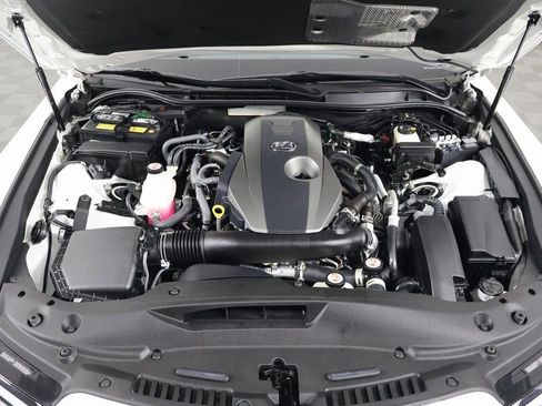 Used 2021 Lexus IS 300 w/ Comfort Package RWD image 15