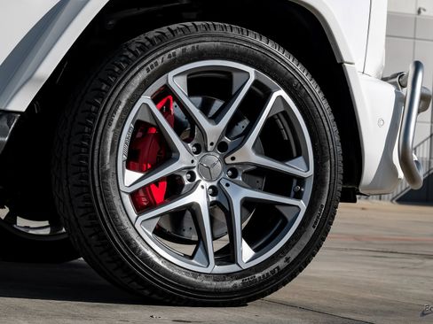 Used 2021 Mercedes-Benz G 63 AMG G 63 AMG 4MATIC Interior Pac image 85