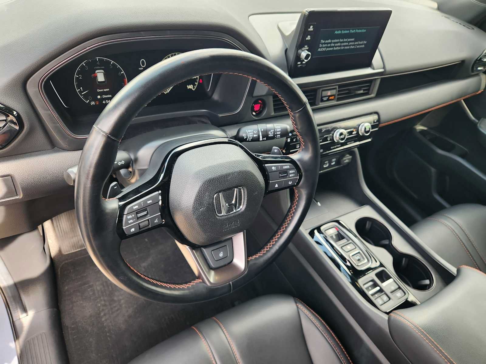 Certified 2025 Honda Pilot TrailSport image 2