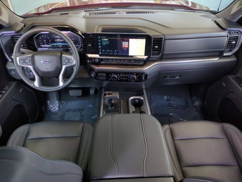 Used 2025 Chevrolet Silverado 1500 RST w/ Convenience Package II RWD image 24