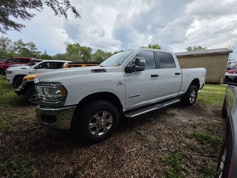Used 2024 RAM 2500 Big Horn AWD/4WD image 7
