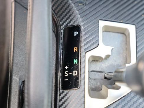 Used 2014 Toyota RAV4 Limited AWD/4WD image 30
