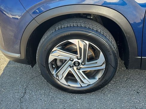 Used 2021 Hyundai Santa Fe SE image 8