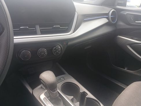 Used 2024 Chevrolet Trax LS FWD image 23