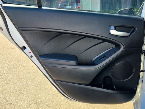 Used 2018 Kia Forte LX FWD image 50