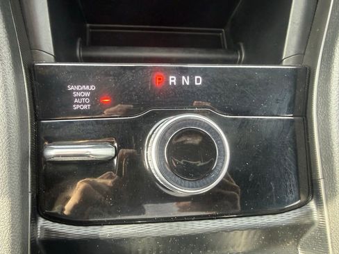 Used 2025 Jeep Grand Cherokee Limited image 27