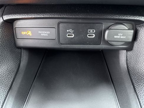 Used 2025 Honda Civic Sport image 25
