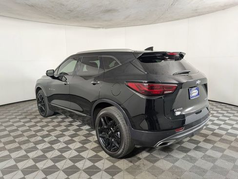 Certified 2025 Chevrolet Blazer Premier w/ Driver Confidence II Package image 4