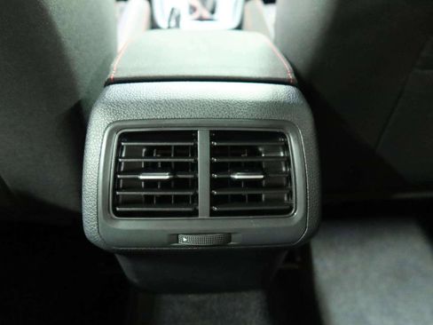 Used 2017 Volkswagen GTI 4-Door FWD image 31