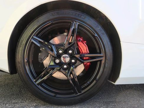 Used 2021 Chevrolet Corvette Stingray Premium Cpe w/ Battery Protection Package RWD image 47