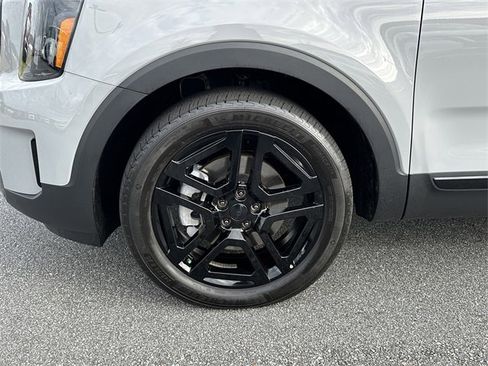 Used 2025 Kia Telluride EX X-Line image 12