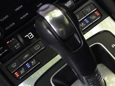 Used 2018 Porsche 911 Carrera RWD image 42