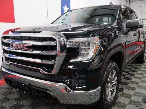 Used 2019 GMC Sierra 1500 SLE w/ SLE Value Package AWD/4WD image 3
