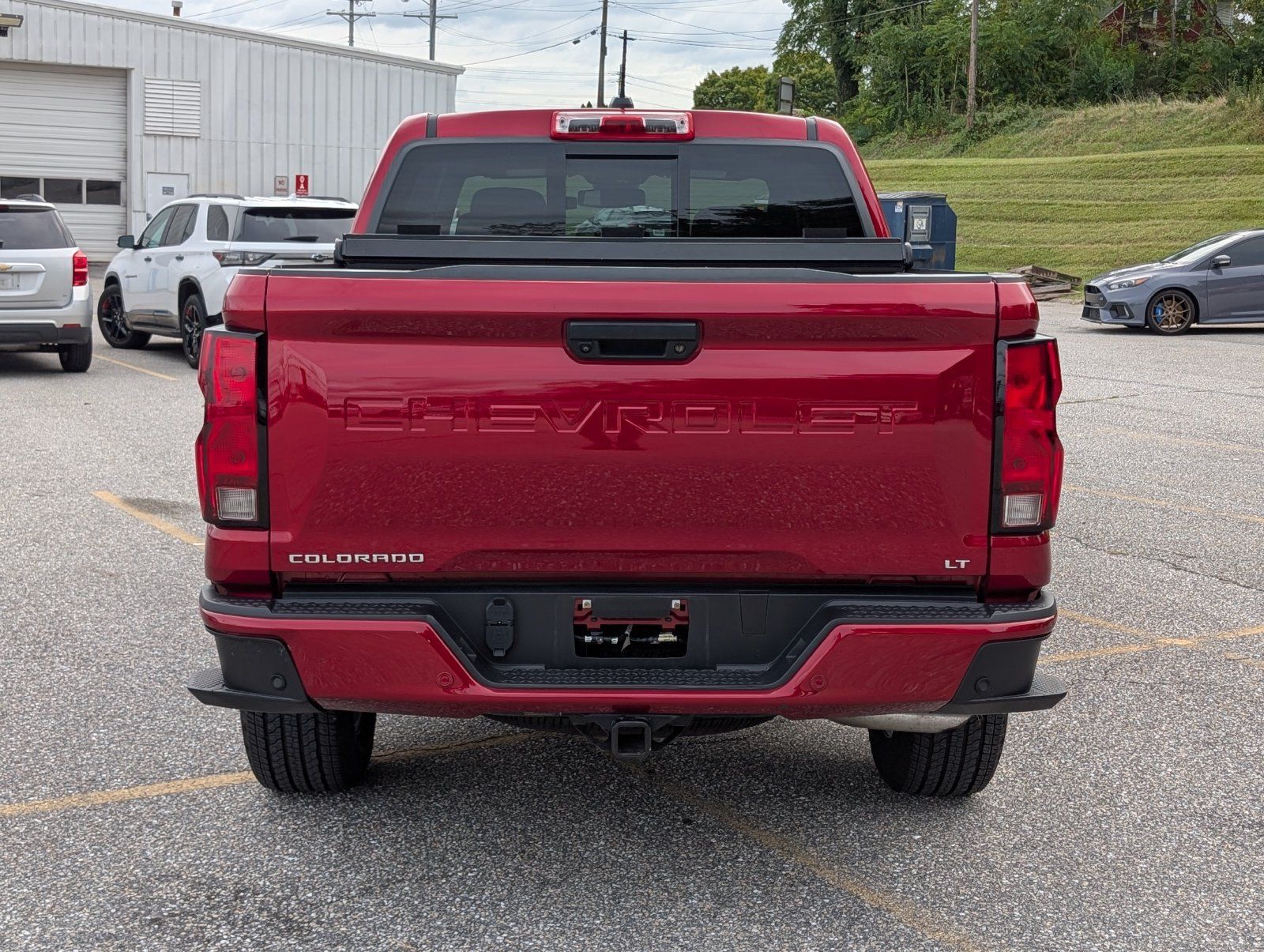 Used 2024 Chevrolet Colorado LT w/ LT Convenience Package II AWD/4WD image 4