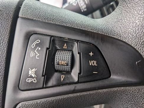 Used 2017 Chevrolet Equinox LS FWD image 20