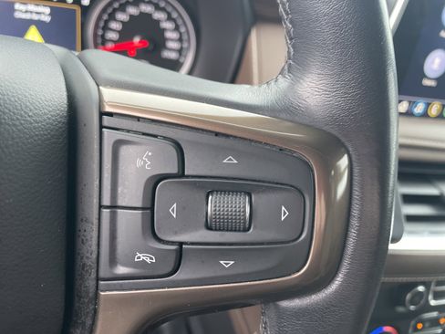 Used 2021 Chevrolet Suburban High Country image 35