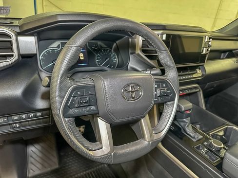 Used 2025 Toyota Tundra SR5 w/ TRD Off-Road Package AWD/4WD image 22