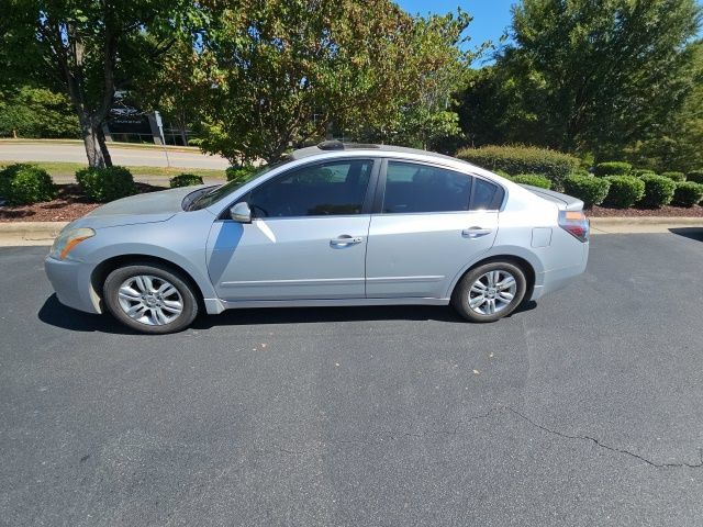 Used 2011 Nissan Altima 2.5 SL w/ 2.5SL Pkg FWD image 1