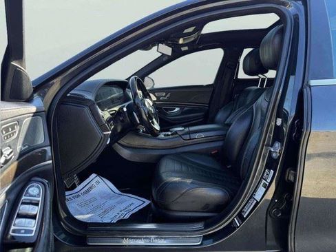 Used 2019 Mercedes-Benz S 560 4MATIC Sedan image 17