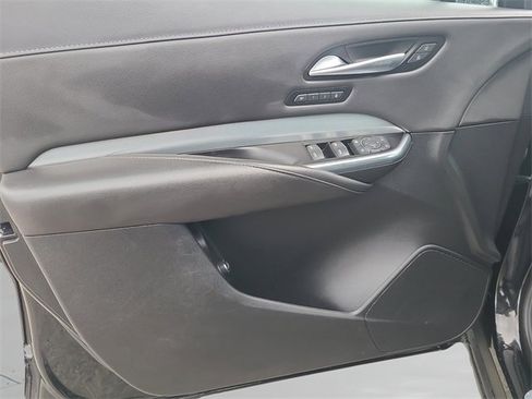 Used 2023 Cadillac XT4 Premium Luxury image 21