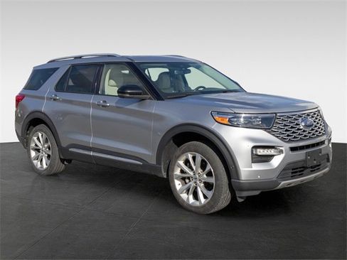 Used 2021 Ford Explorer Platinum w/ Equipment Group 601A image 12