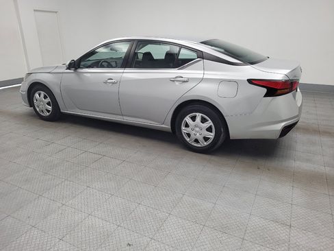 Used 2022 Nissan Altima 2.5 S FWD image 3
