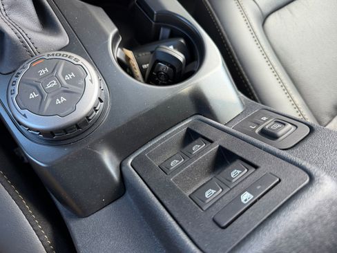 New 2026 Ford Bronco Badlands image 26