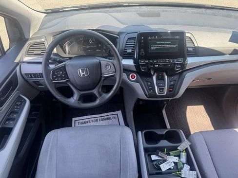 Used 2023 Honda Odyssey EX image 14