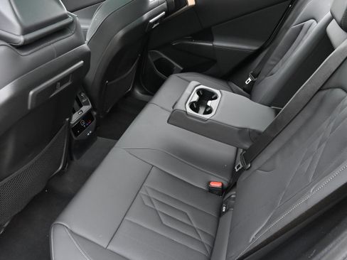 Certified 2025 BMW X3 xDrive30i AWD/4WD image 13