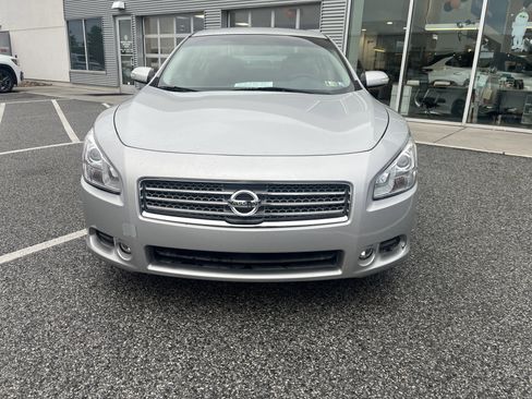 Used 2011 Nissan Maxima 3.5 SV w/ Cold Pkg image 2