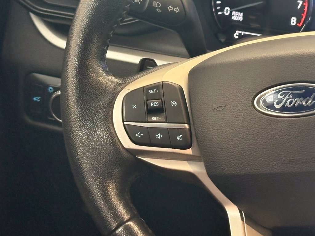 Used 2020 Ford Explorer XLT w/ Comfort Package AWD/4WD image 24