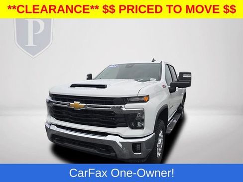 Certified 2024 Chevrolet Silverado 2500 LT AWD/4WD image 13