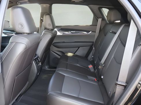 New 2026 Cadillac XT5 Premium Luxury w/ Driver Assist Package FWD image 12