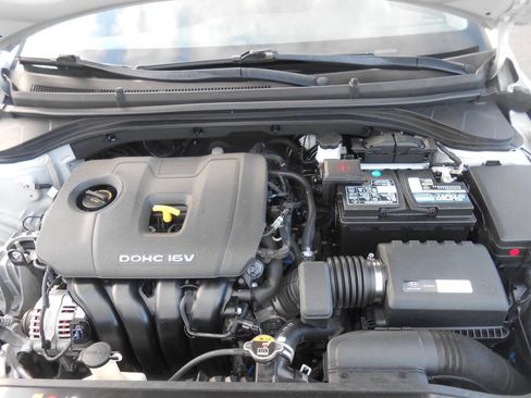 Used 2018 Hyundai Elantra Value Edition image 19