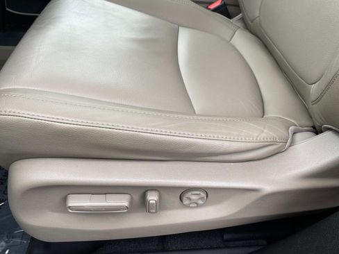 Used 2019 Honda Odyssey EX-L image 22
