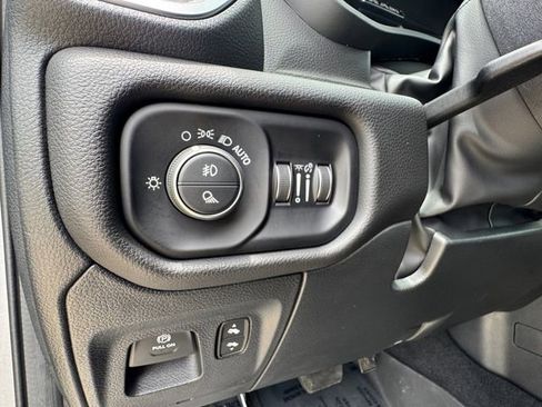Used 2025 RAM 1500 Lone Star AWD/4WD image 6
