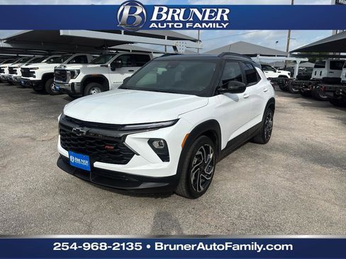 Used 2024 Chevrolet TrailBlazer RS w/ Convenience Package image 1