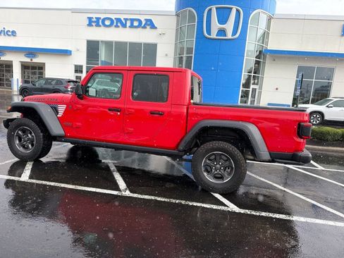 Used 2023 Jeep Gladiator Rubicon w/ LED Lighting Group AWD/4WD image 12