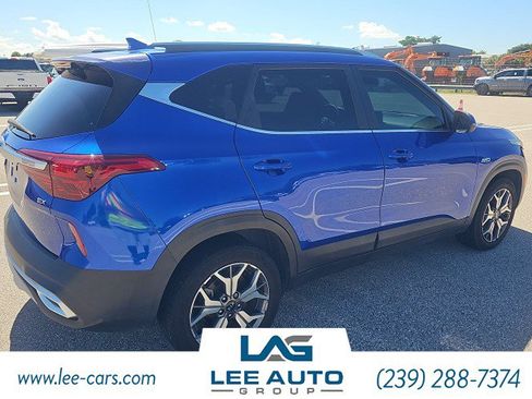 Used 2021 Kia Seltos EX AWD/4WD image 4