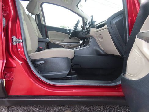 Used 2019 Ford EcoSport SE FWD image 18