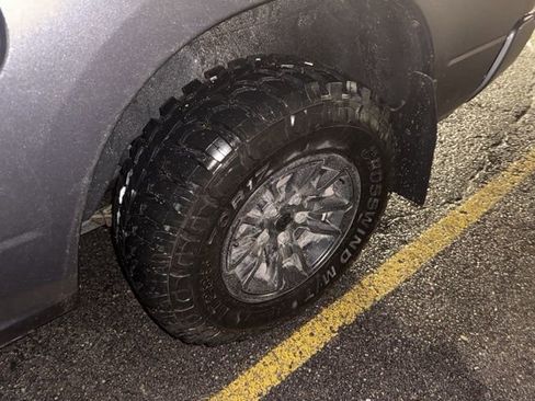 Used 2015 RAM 1500 Sport w/ Remote Start & Security Group image 5