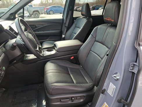 Used 2024 Honda Passport TrailSport image 13