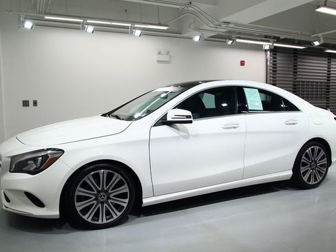 Certified 2019 Mercedes-Benz CLA 250 4MATIC image 15