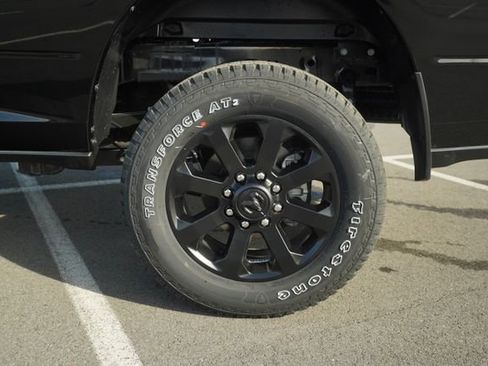 New 2026 RAM 2500 Laramie AWD/4WD image 45