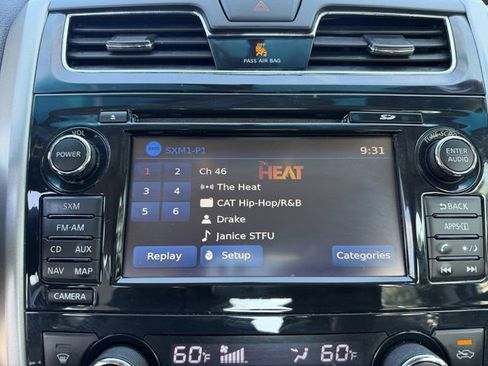 Used 2015 Nissan Altima 2.5 SL w/ Technology Package FWD image 21